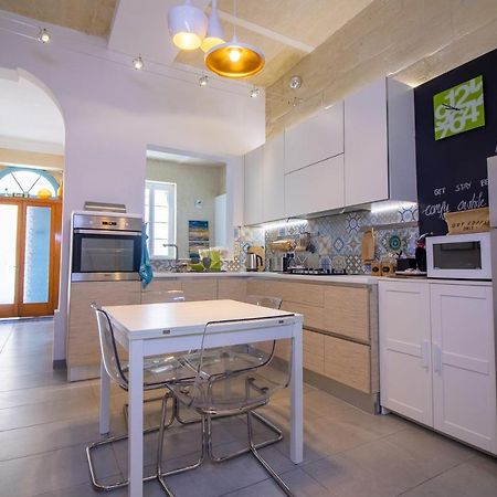 28 Peter Apartment Sliema Exterior foto